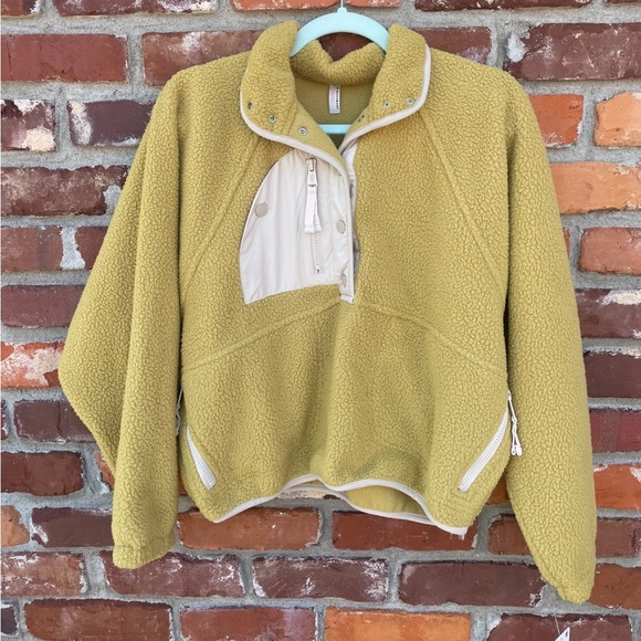 FP Movement by Free People Jackets & Blazers - NWT FP Movement Hit The Slopes Fleece